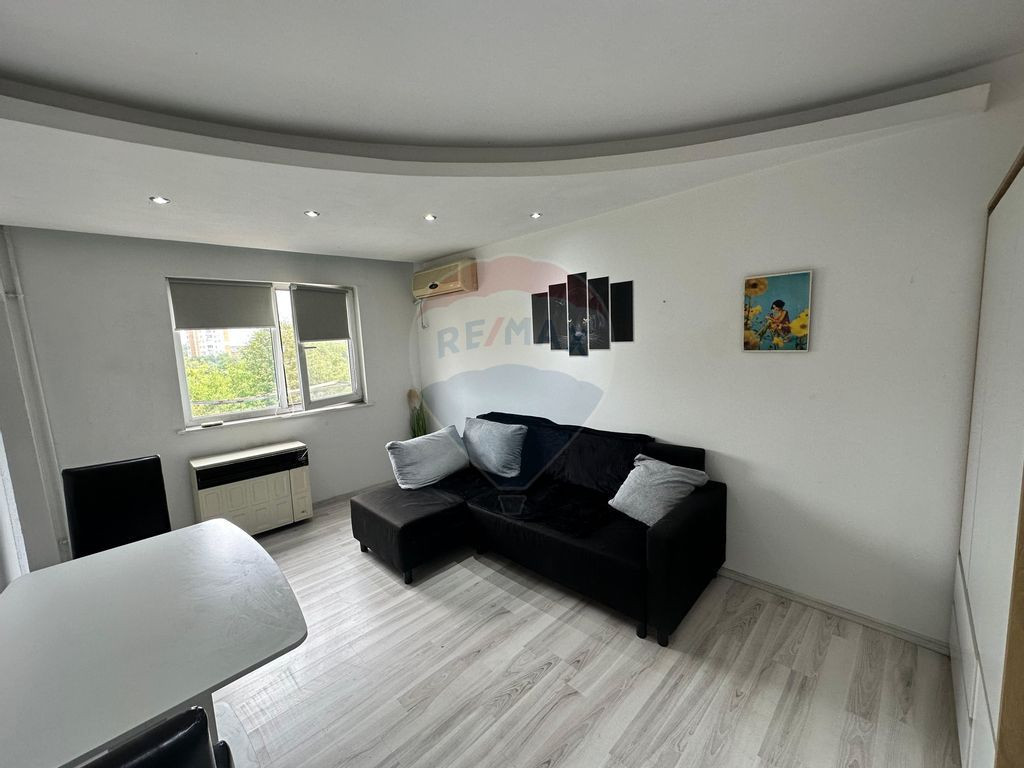 DE VANZARE - GARSONIERA / INVESTITIE