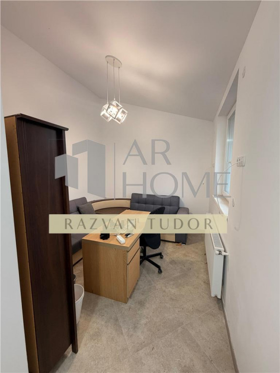 Spatiu birouri cu parcare proprie , Ploiesti, ultracentral