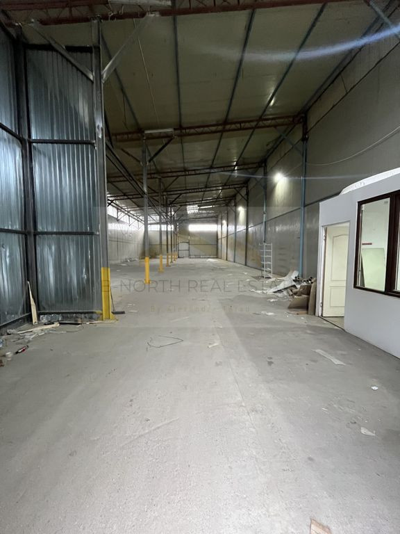 SPATIU COMERCIAL 230 mp