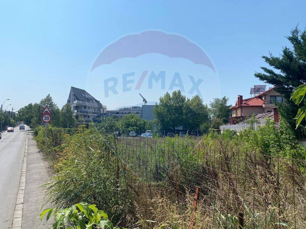 DE VANZARE Teren 1,525mp SISESTI / Drumul Regimentului