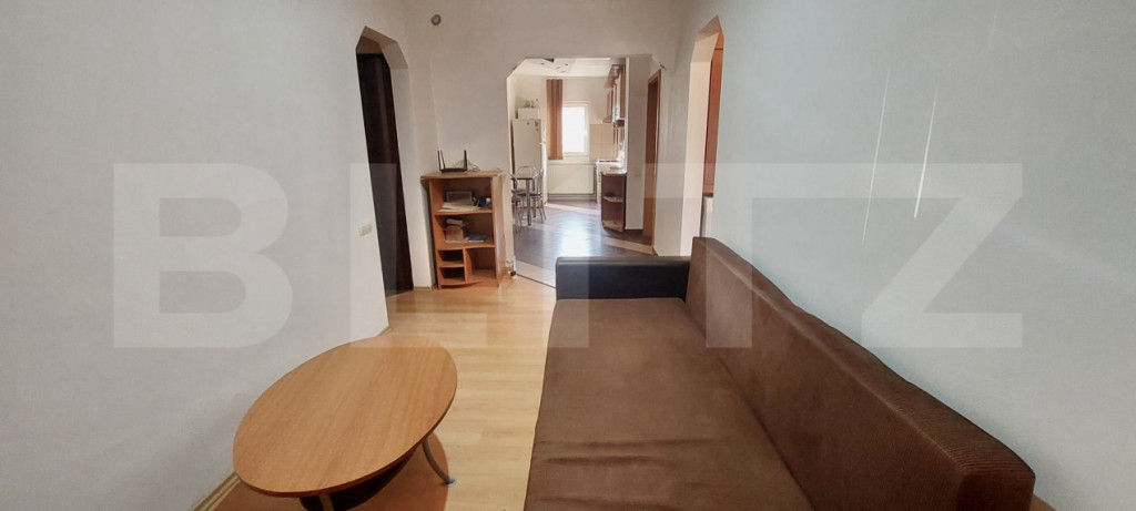 Apartament cu 4 camere, 80 mp utili, Zona Lipovei