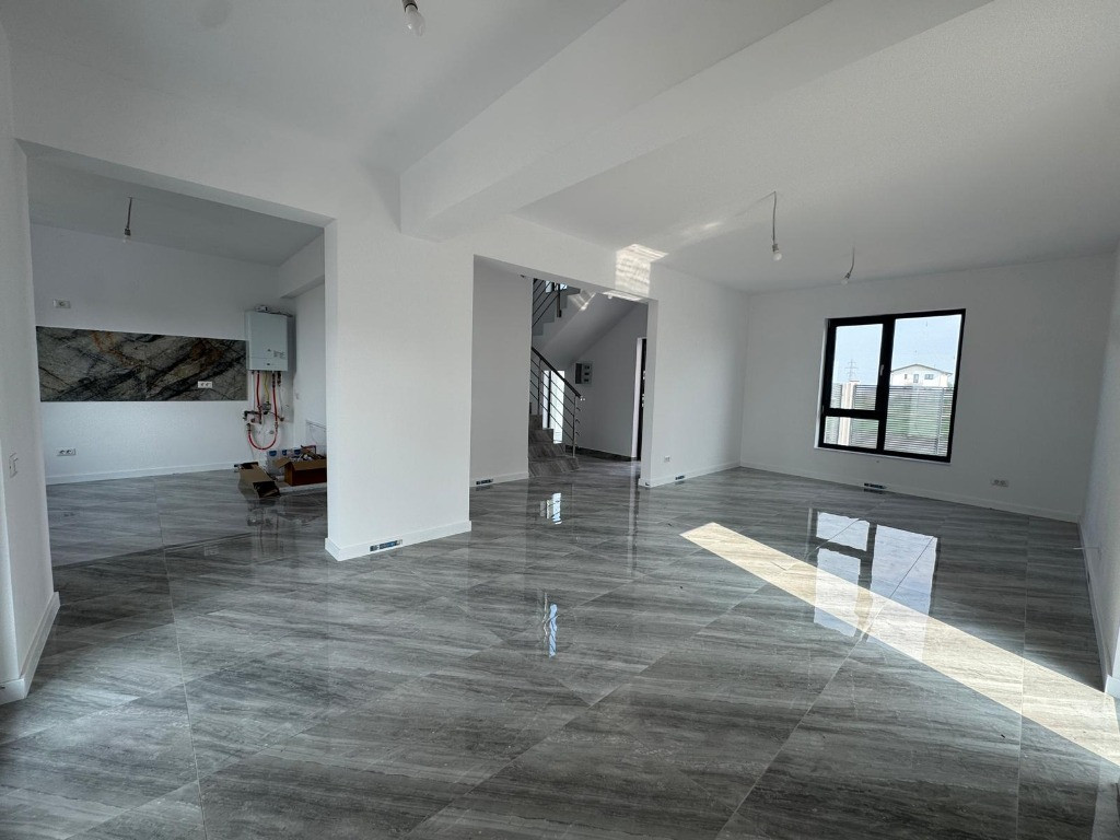 4 Camere 3 Bai- Berceni - Gata de mutat