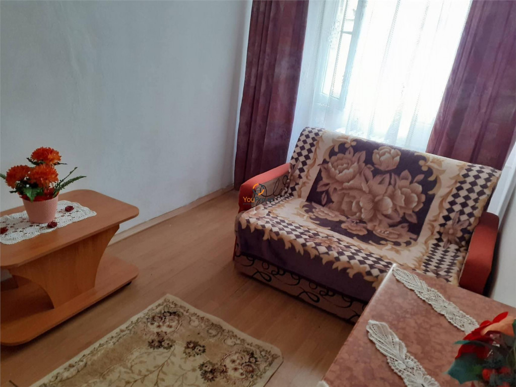 Decomandat Bloc Izolat Parter