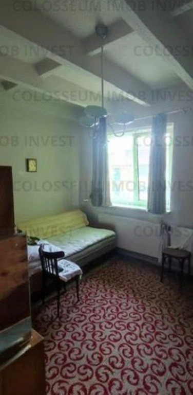 Stefan cel Mare si Sfant - Apartament 2 cam, balcon, de renovat!