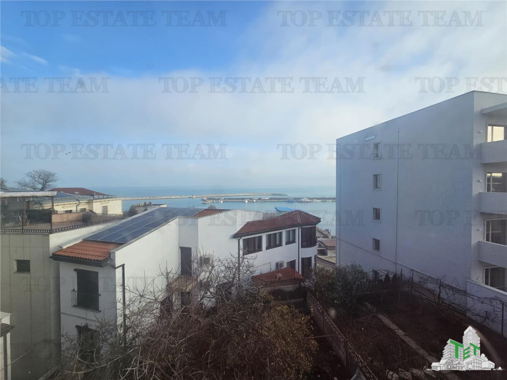 Apartament cu 4 camere cu terasa si vedere la mare - Peninsu
