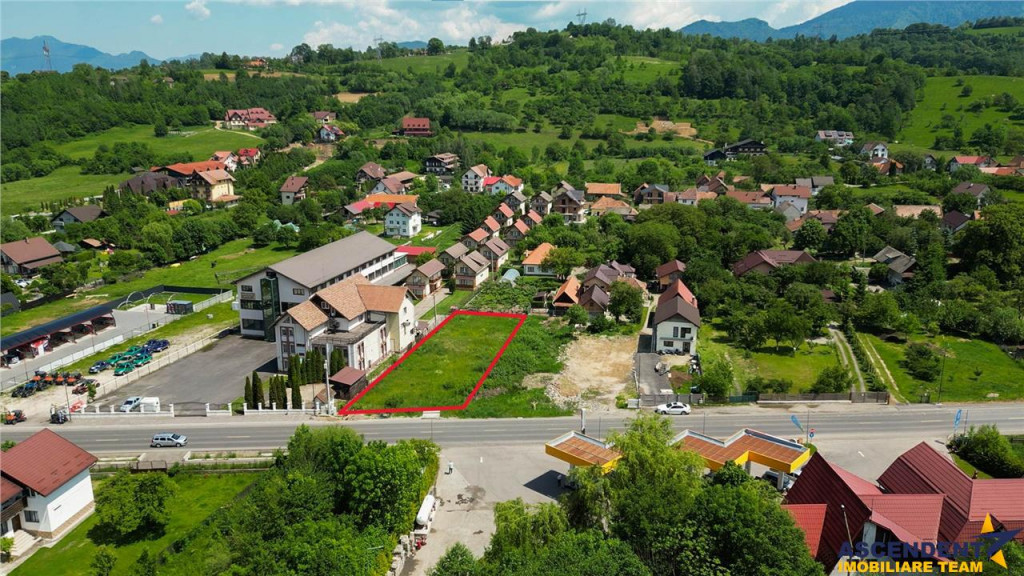 Intravilan, aria castelul Bran,utilitati,acces apreciabil: F