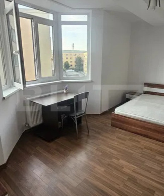 Apartament 3 camere, decomandat, pet friendly, cu parcare -