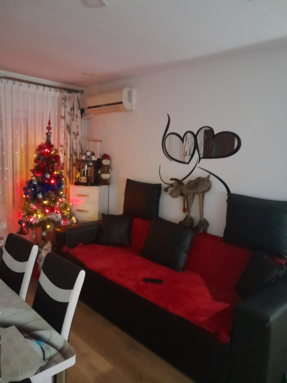 Proprietar, apartament 3 camere, Vest - Podul Inalt