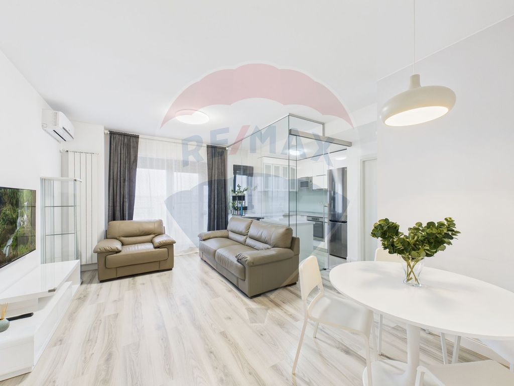 Apartament cu 3 camere de închiriat în zona Dristor