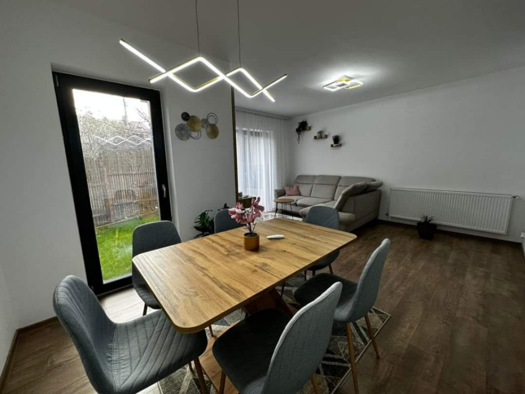 Casă cu 4 camere de vânzare Trivale, Campilui | mobilata s