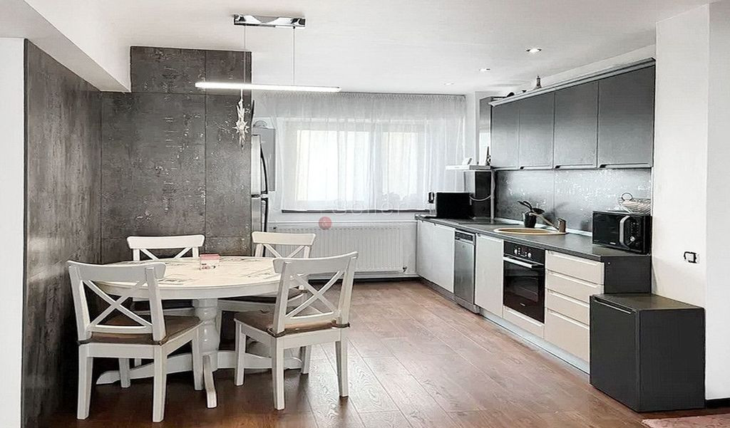 Centrul Civic Priveliste Deosebita