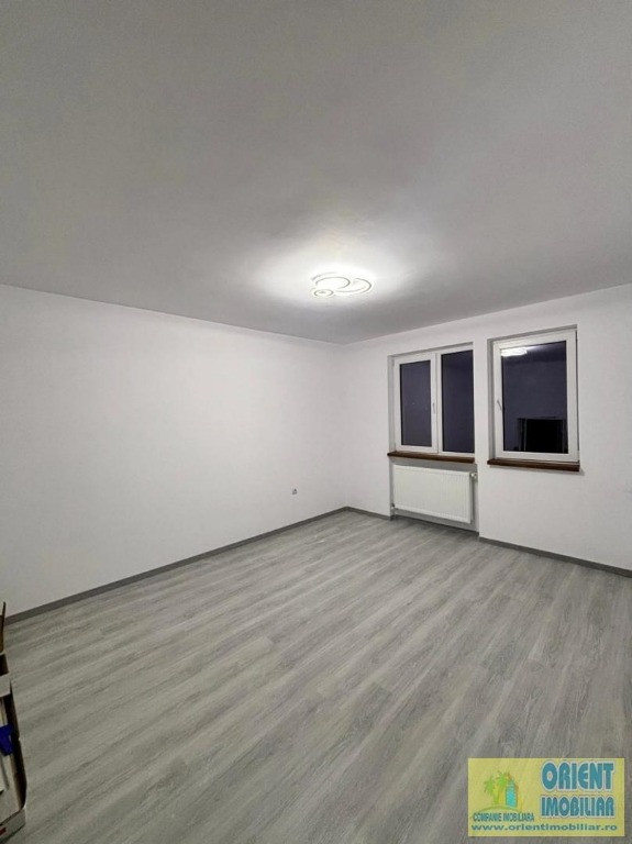 Gara, decomandat, parter, gaze, renovat, vanzari Constanta