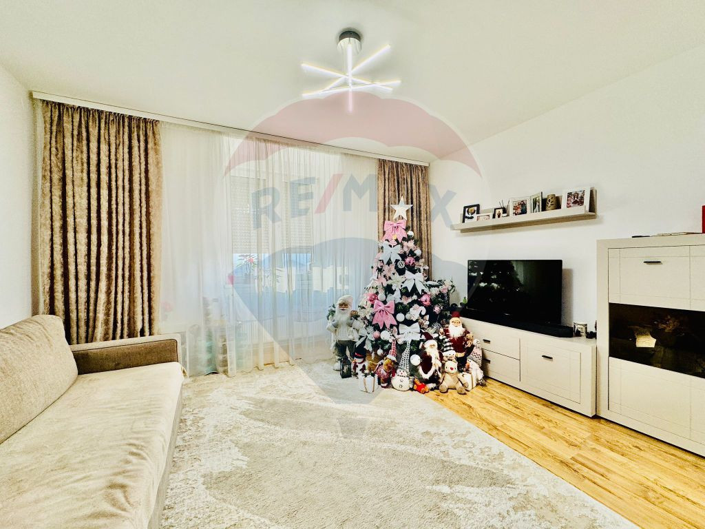 Apartament cu 2 camere de vânzare în zona George Enescu