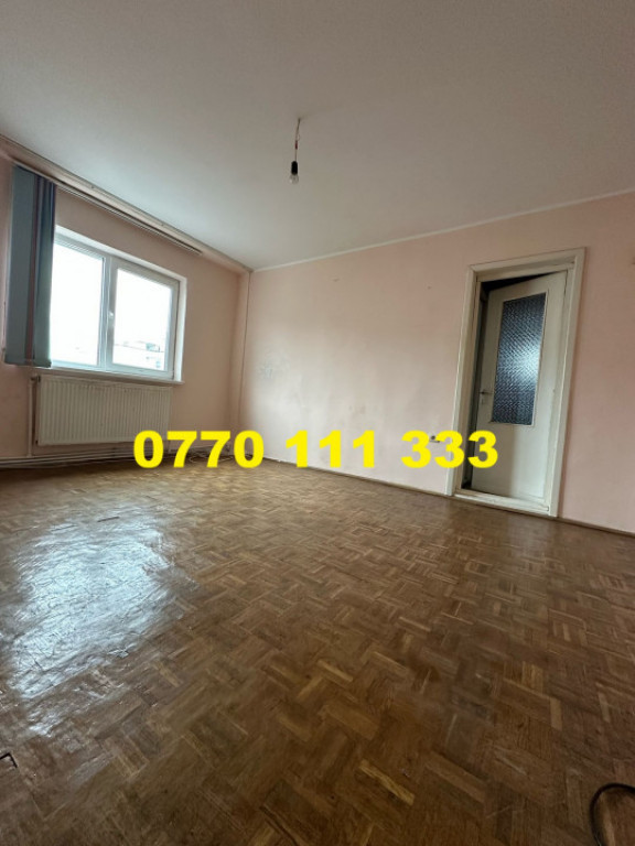 - Apartament 2 camere confort 2, zona Obor, etaj 3.