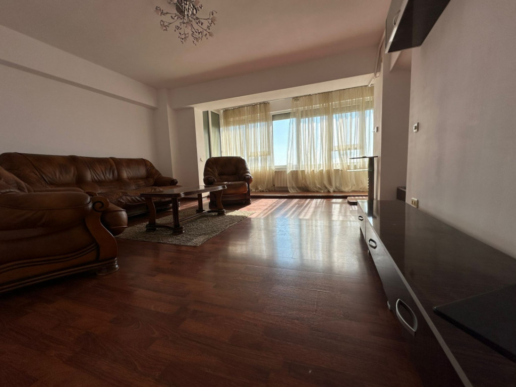- Apartament 2 camere, zona Calea Galati.