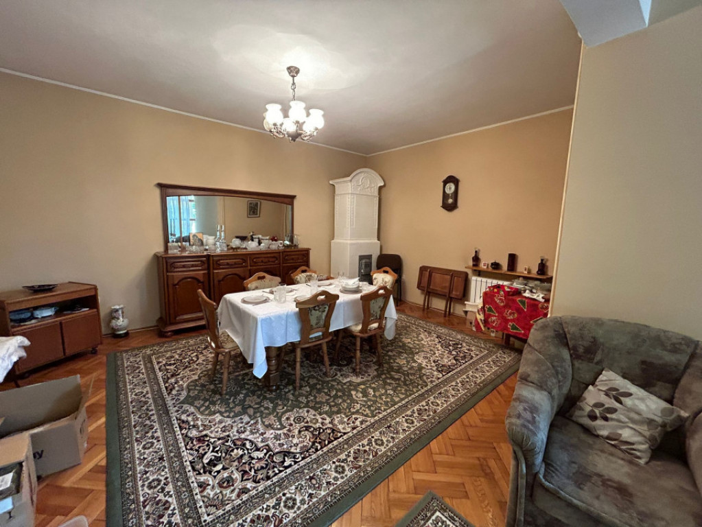 - Vila P+1, zona Centru, constructie 1999.