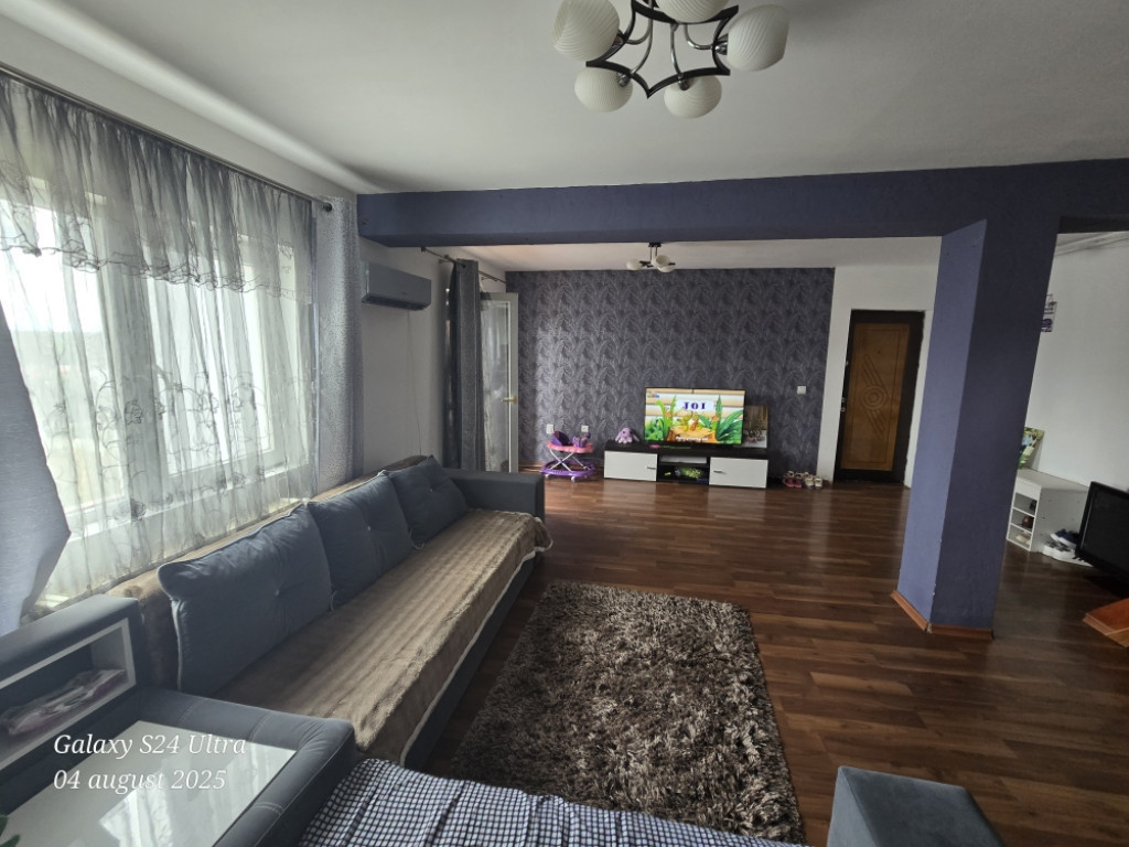 Apartament 3 camere 97mp Trivale