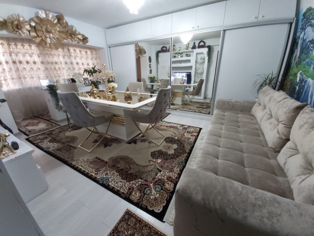 Apartament cu 2 Camere / Spatios si Confortabil / 2 Bai / 60