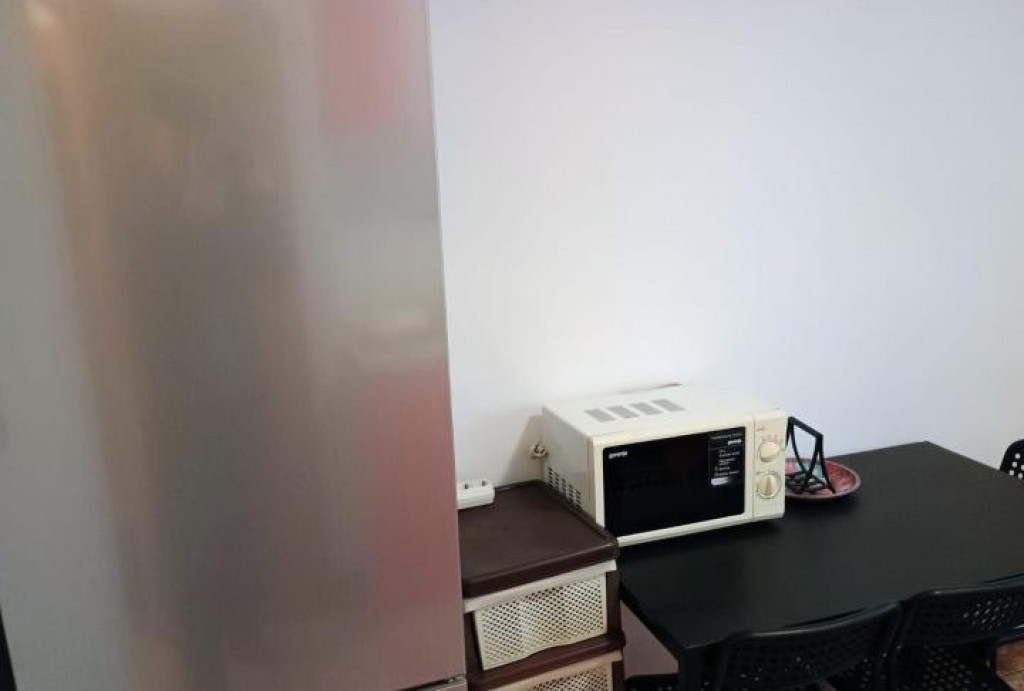 Obor decomandat etaj 2