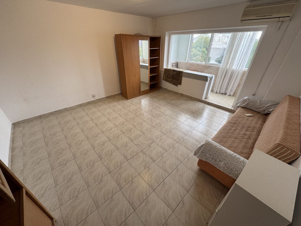 Garsoniera zona Inel 2