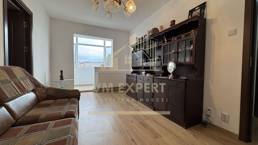 APARTAMENT 2 CAMERE ETAJ 3 VIȘOI CAMPULUNG