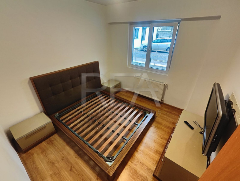 Studio Decomandat Open Space , Bloc Nou , 8 min Metrou Piata