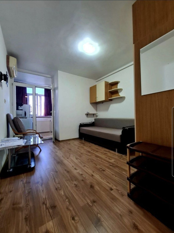 Garsoniera mobilata intrare Racadau