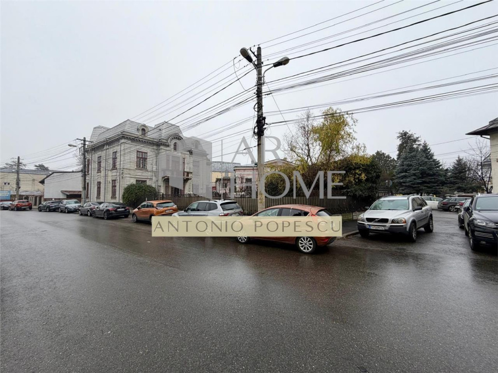 Parter imobil si curte proprie, in Ploiesti, ultracentral.