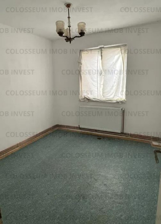 Apartament 2 camere, semidecomandat - zona Noua