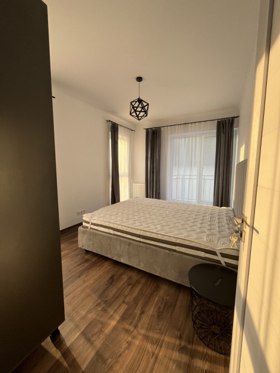 Apartament 3 camere de inchiriat, bloc nou, Solaris Prisma