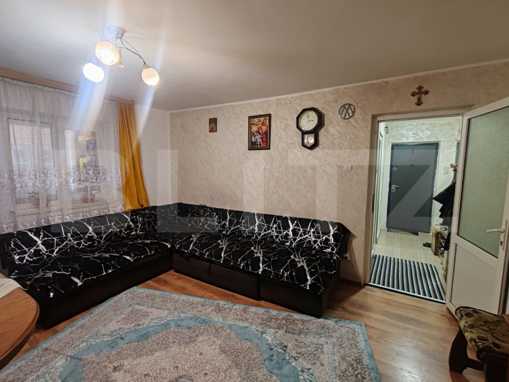 Apartament doua camere, 51mp, parter, zona Orizont