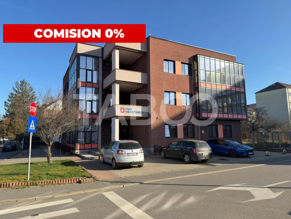 Cladire moderna cu teren 890 mp P+2E+ET spatiu comercial si