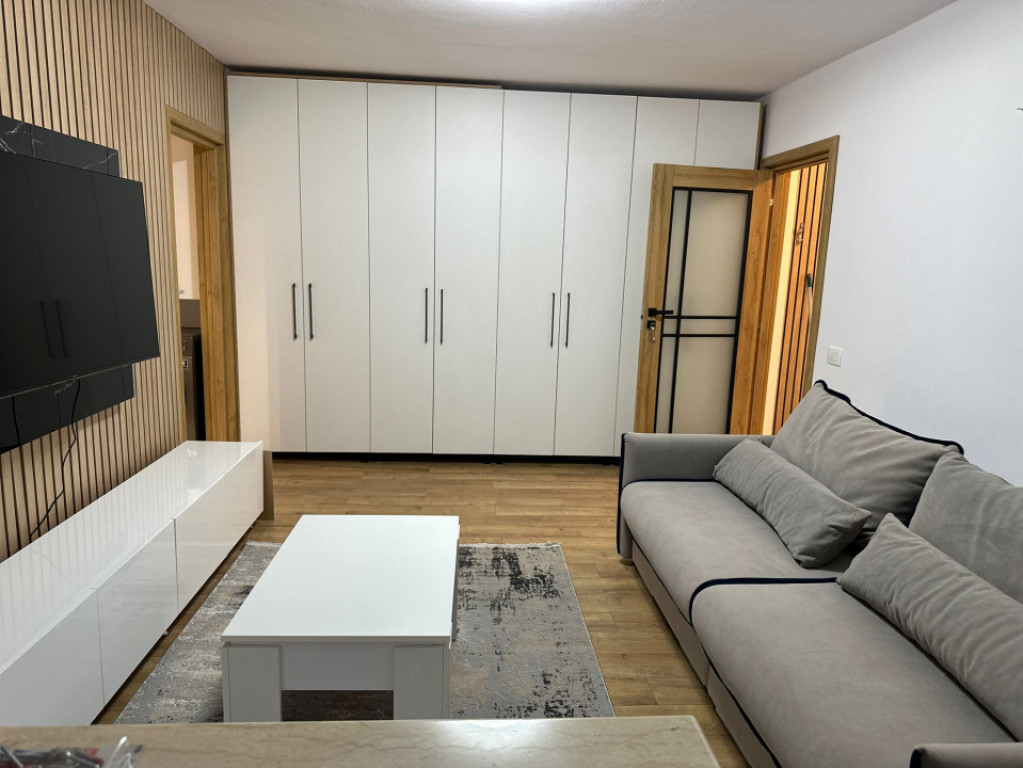 Apartament 2 camere cu o suprafata de 50 mp, renovat, situat