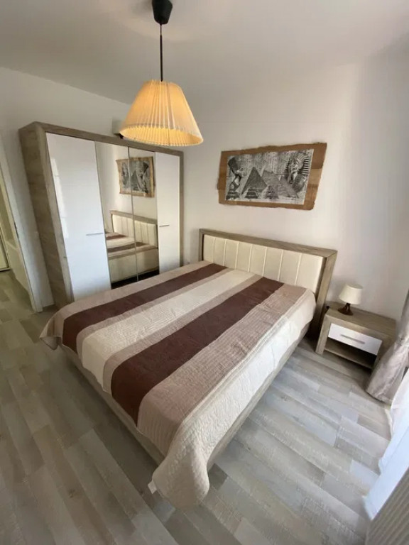 Studio 41 mp, etaj intermediar, balcon si loc de parcare, s