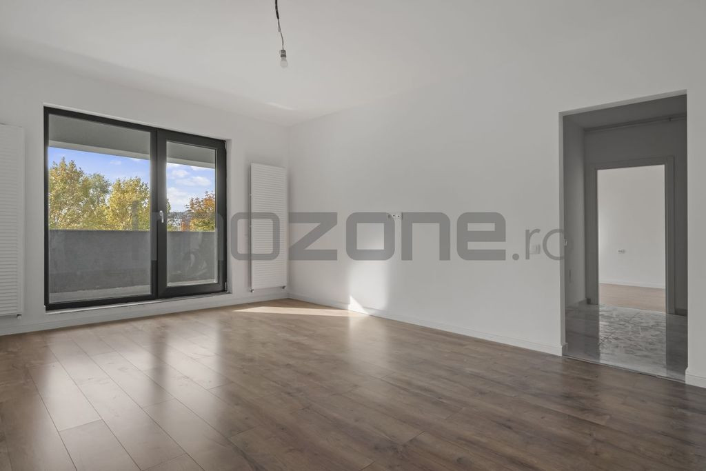 2 CAMERE LANGA METROU / Militari / COMISION 0 / MUTARE IM...