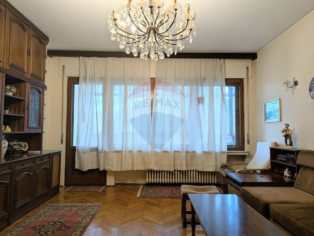 Apartament cu 3 camere de închiriat în zona Kiseleff
