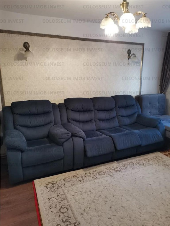 Apartament cu 3 camere, decomandat - zona Scriitorilor