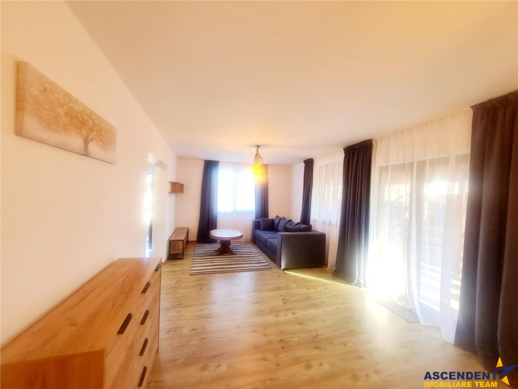 Casa noua, eleganta, la prima , Sanpetru, Brasov