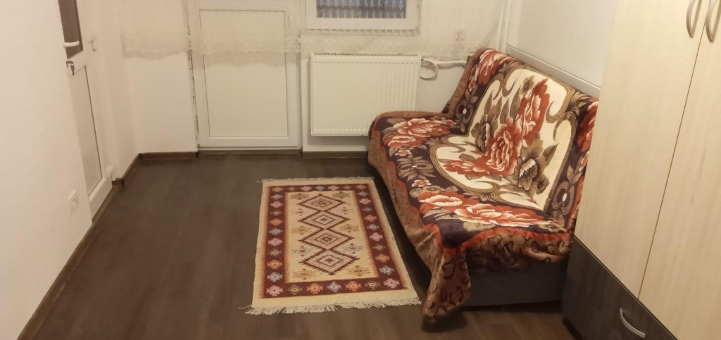 Garsoniera de inchiriat in Burdujeni