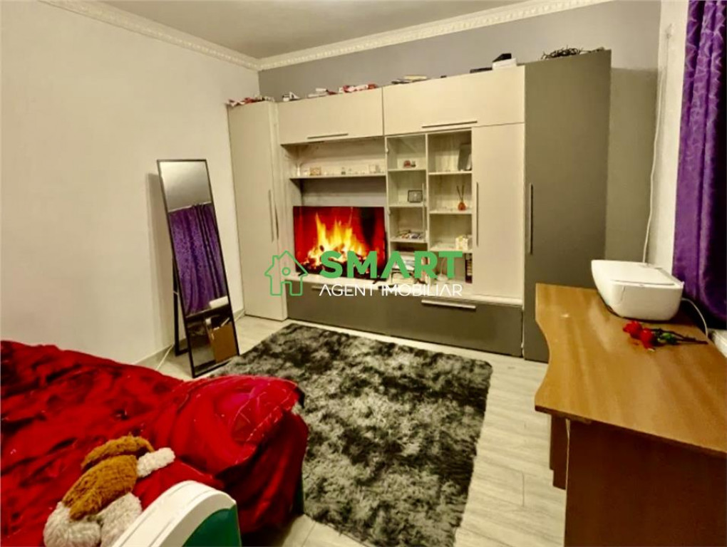 Apartament 1 camera la casa. Zona Parneava,