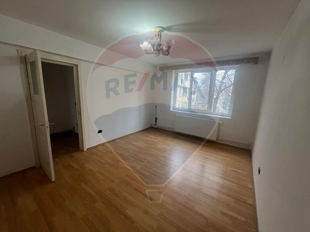 Apartament 2 camere b dul Garii