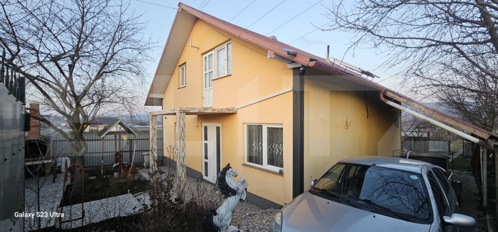 Casuta de vis parter + mansarda, la cheie, 5 camere, 20 km d