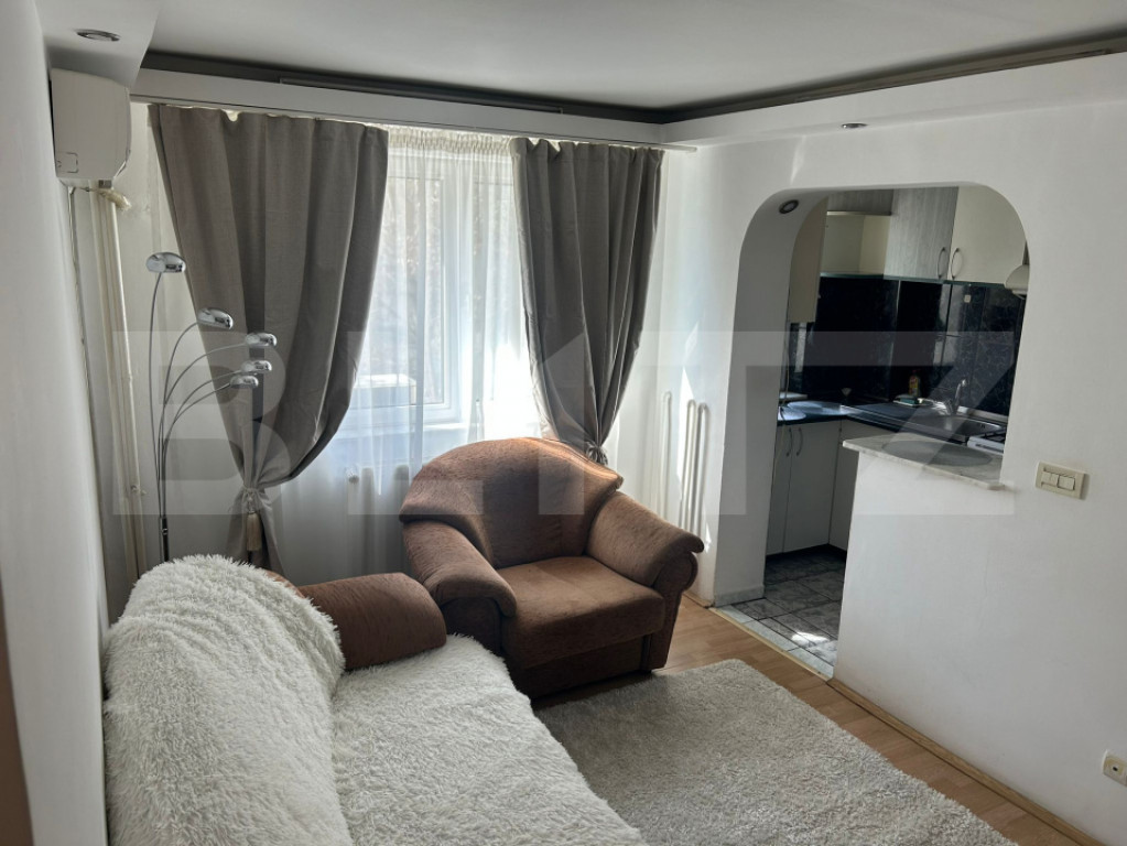 Apartament 3 camere, 62 mp, zona Podu Ros
