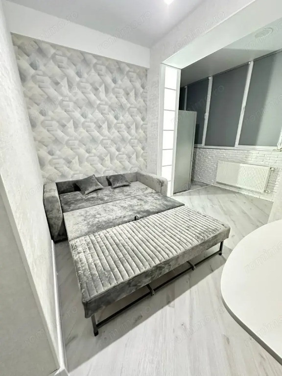 Garsoniera in zona Panduri