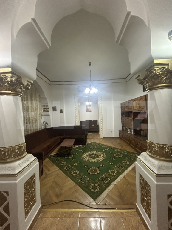 Apartament de vanzare 3 camere | Piata victoriei