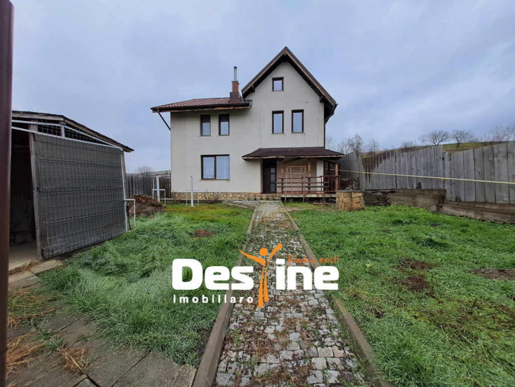 Casa individuala, P+1+POD, 100 MP + 500 mp TEREN, BOGONOS-L