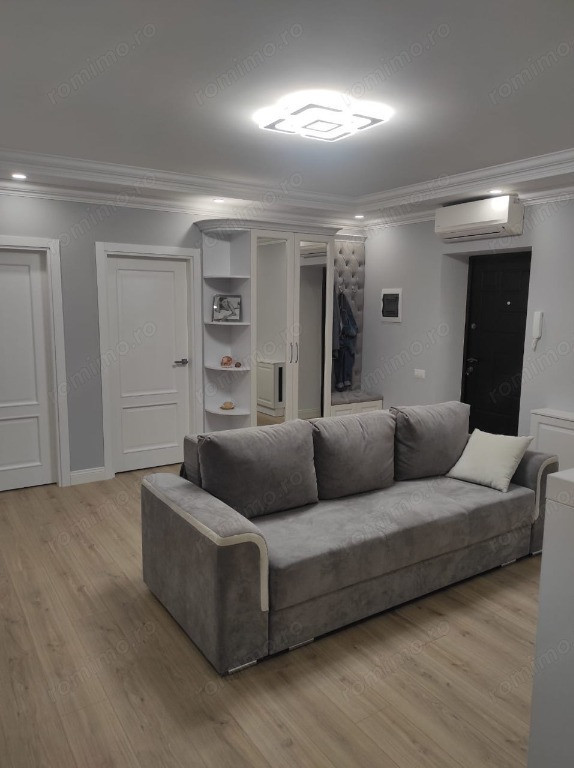 Apartament 2 camere în zona Titan