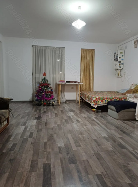 Apartament 2 camere, decomandat - zona Sanpetru
