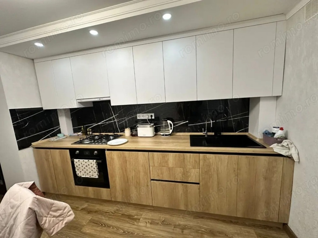 Garsoniera zona Mega Mall