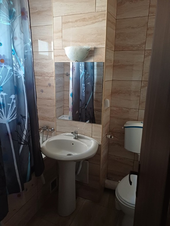 KAUFLAND Podu Ros ,c apartament 2 camere decomandat mobilat